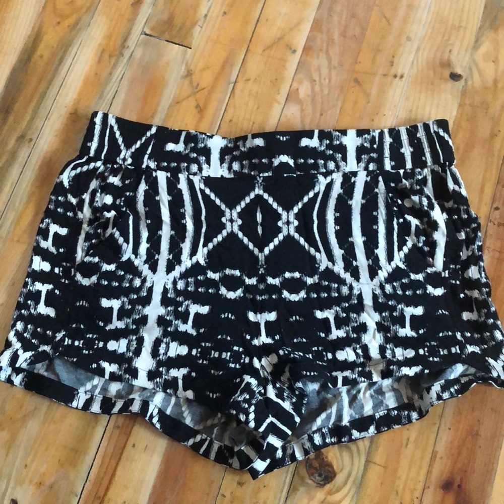 Express brand shorts size Small
